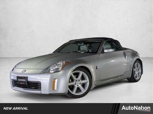 Used 2005 Nissan 350Z Touring image 1