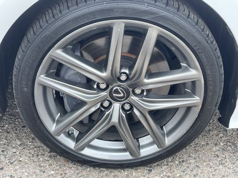 Used 2016 Lexus IS 300 AWD image 8