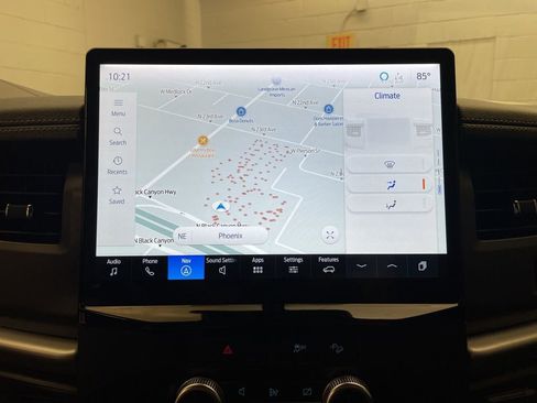 Used 2022 Ford Expedition XLT image 17