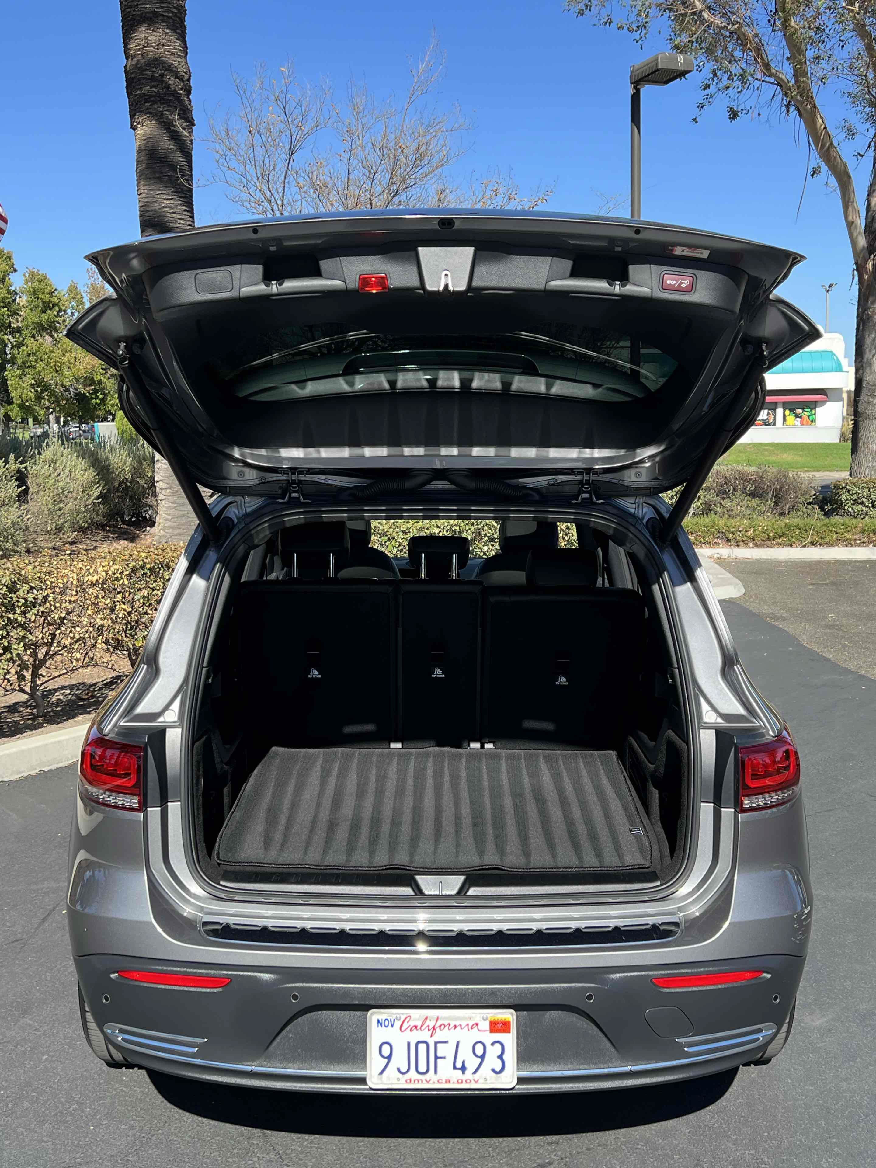 Used 2023 Mercedes-Benz EQB 300 4MATIC image 53