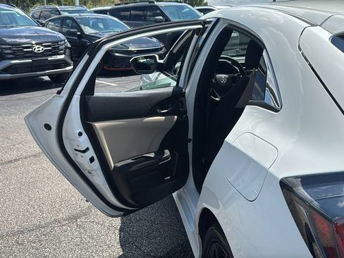 Used 2018 Honda Civic EX image 23