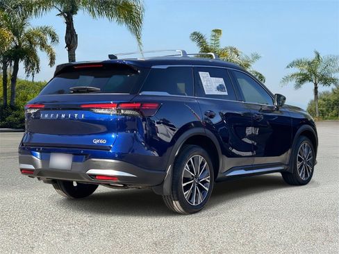 Certified 2026 INFINITI QX60 Luxe w/ Cargo Package image 4