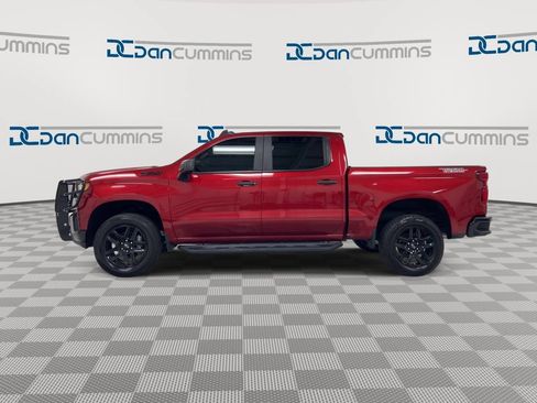 Used 2021 Chevrolet Silverado 1500 Custom Trail Boss w/ LPO, Dark Essentials Package AWD/4WD image 5