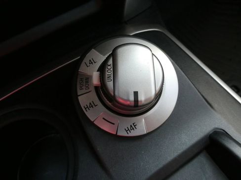 Used 2019 Toyota 4Runner 4WD image 28