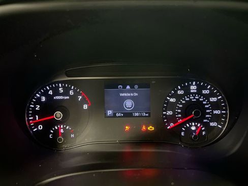Used 2020 Kia Soul GT-Line w/ GT 2.0L Power Sunroof Package FWD image 12