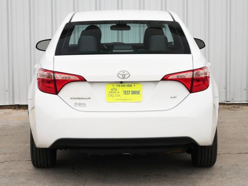 Used 2019 Toyota Corolla LE image 42
