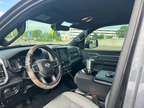 Used 2021 RAM 1500 Big Horn AWD/4WD image 10