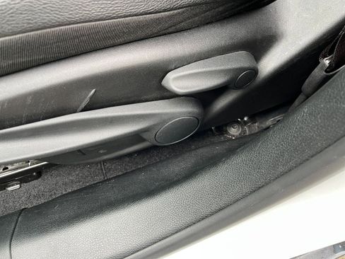 Used 2025 Jeep Compass Latitude image 22