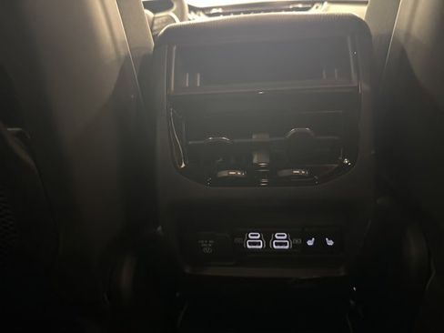 New 2025 Jeep Grand Cherokee Limited w/ Trailer Tow Package image 12