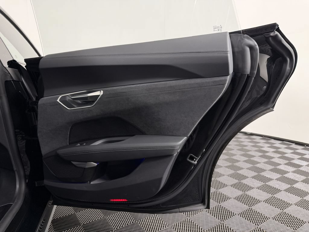 Used 2025 Audi S e-tron GT Prestige w/ Prestige Package AWD/4WD image 50
