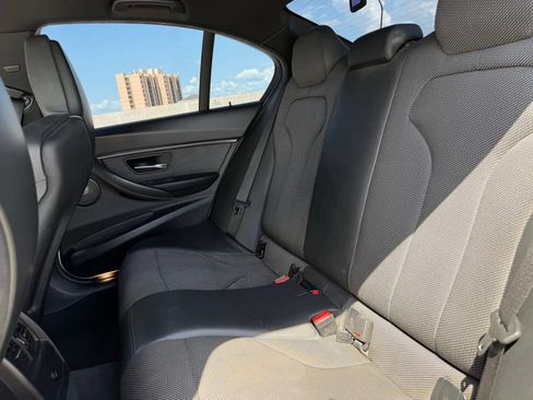 Used 2018 BMW M3 RWD image 46