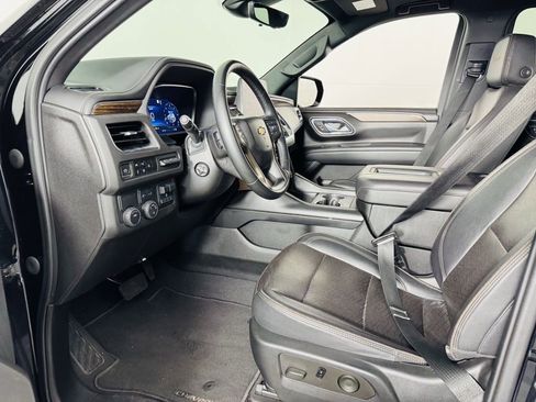 Used 2023 Chevrolet Suburban High Country w/ Max Trailering Package RWD image 5