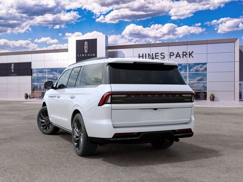New 2027 Lincoln Navigator Reserve w/ Jet Appearance Package AWD/4WD image 8