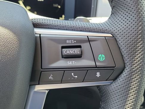 New 2025 Mitsubishi Outlander SE image 25