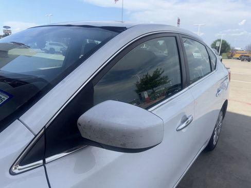 Used 2019 Nissan Sentra S FWD image 4