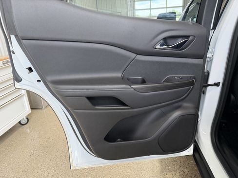 Used 2019 GMC Acadia SLT AWD/4WD image 26