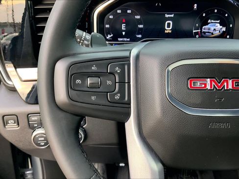 Used 2024 GMC Sierra 1500 SLT AWD/4WD image 24