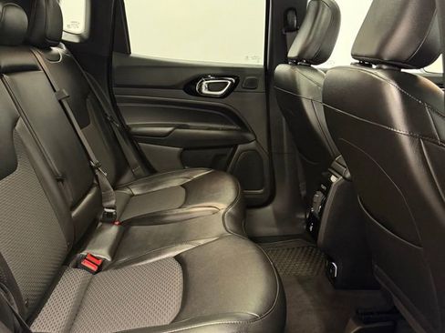 Used 2022 Jeep Compass Altitude w/ Sun and Sound Group image 22