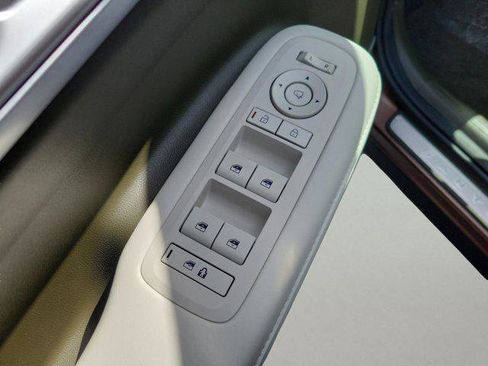 New 2025 Hyundai Santa Fe Calligraphy image 9