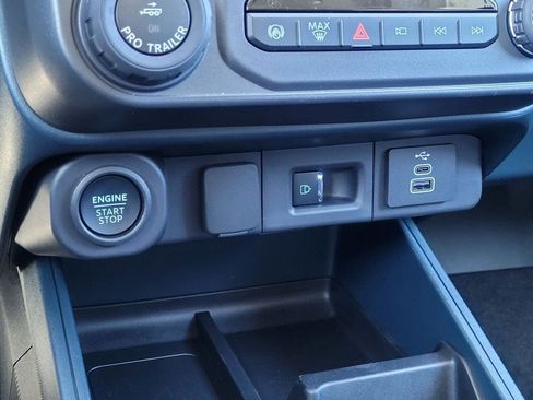 New 2026 Ford Maverick Lariat w/ Black Appearance Package AWD/4WD image 55