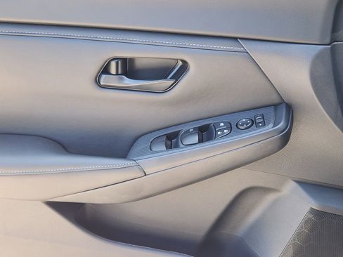 New 2025 Nissan Sentra S image 18