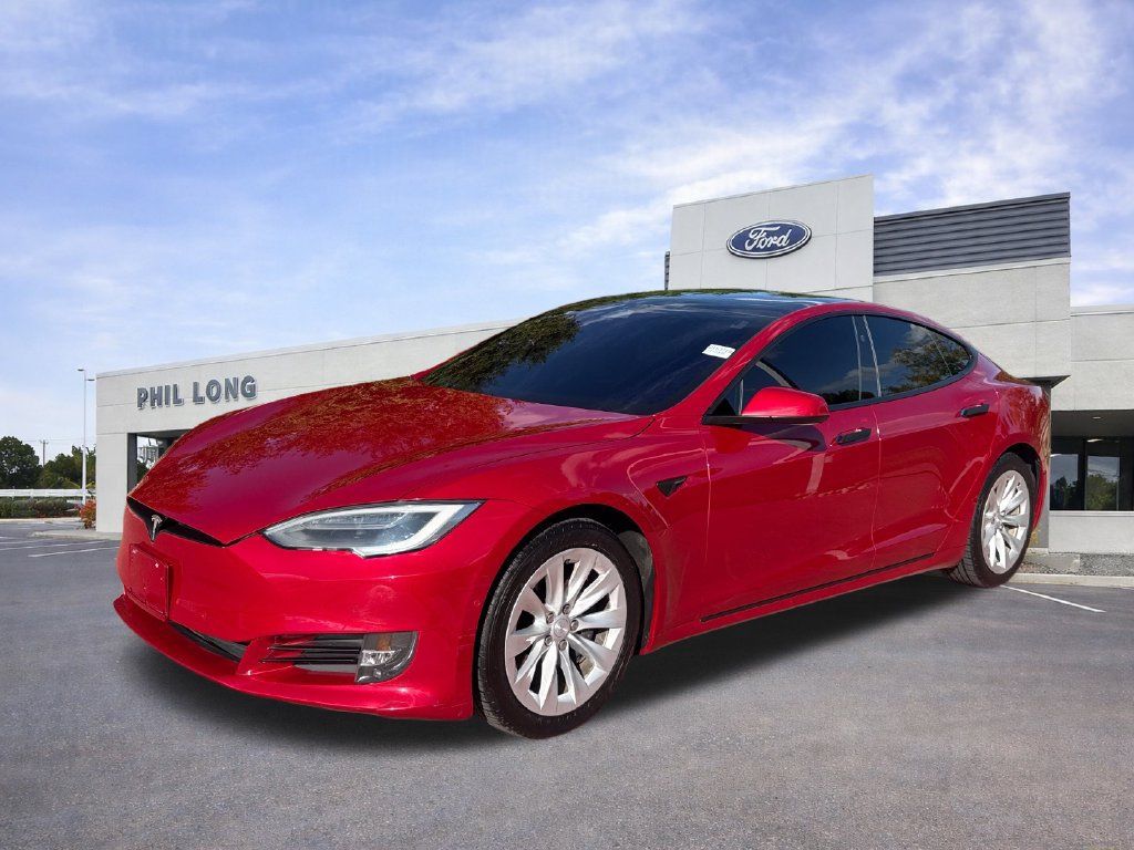 Used 2018 Tesla Model S 75D AWD/4WD image 4