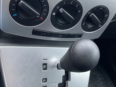 Used 2006 MAZDA MAZDA5 Sport image 19