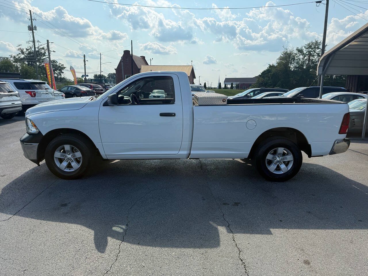 Used 2018 RAM 1500 Express RWD image 6