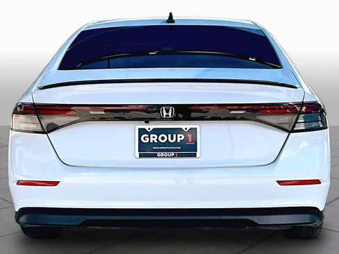 Used 2025 Honda Accord Sport image 5