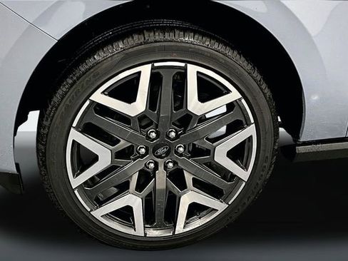 New 2026 Ford Expedition Max Platinum image 14