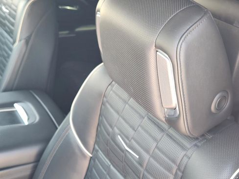 Used 2022 Cadillac Escalade Sport Platinum AWD/4WD image 10