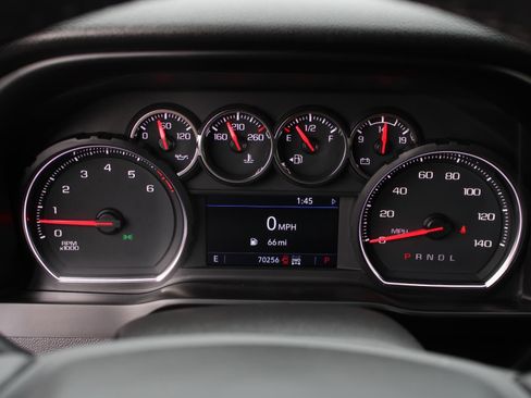 Used 2021 Chevrolet Silverado 1500 LT Trail Boss image 9