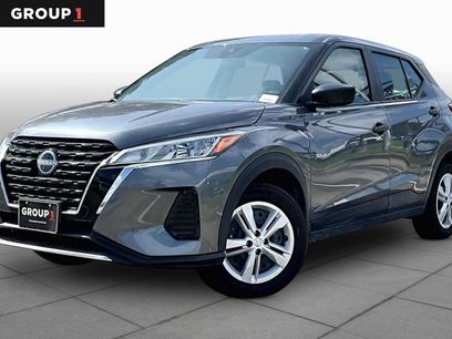 Certified 2025 Nissan Kicks Play S