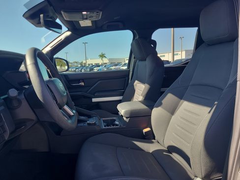 Used 2024 Toyota Tacoma TRD Sport image 18