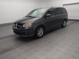 Used 2019 Dodge Grand Caravan SXT image 2