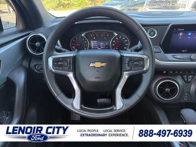 Used 2021 Chevrolet Blazer LT AWD/4WD image 16