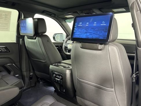 Certified 2026 Chevrolet Suburban High Country AWD/4WD image 54