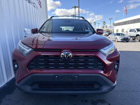 Used 2022 Toyota RAV4 XLE Premium image 6