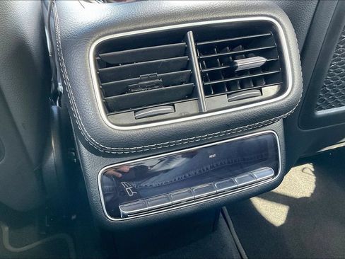 Used 2025 Mercedes-Benz GLS 450 4MATIC image 16