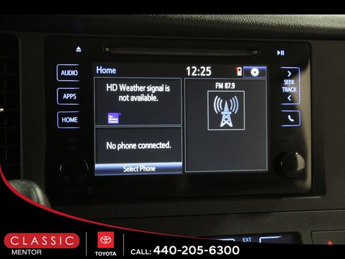 Used 2015 Toyota Sienna LE FWD image 10