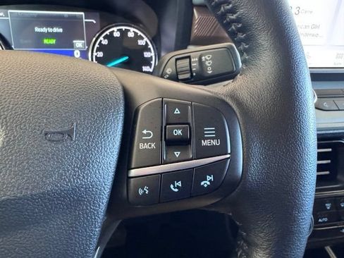 Certified 2022 Ford Maverick Lariat FWD image 16