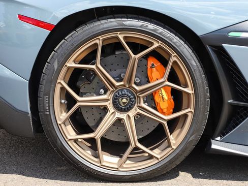 Used 2019 Lamborghini Aventador SVJ AWD/4WD image 53