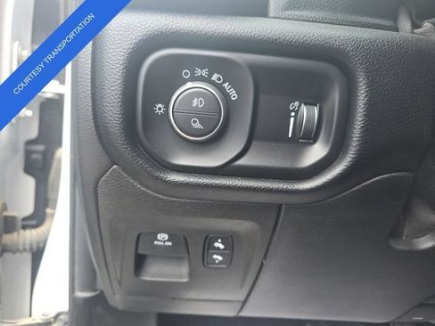 Used 2021 RAM 1500 Big Horn AWD/4WD image 17