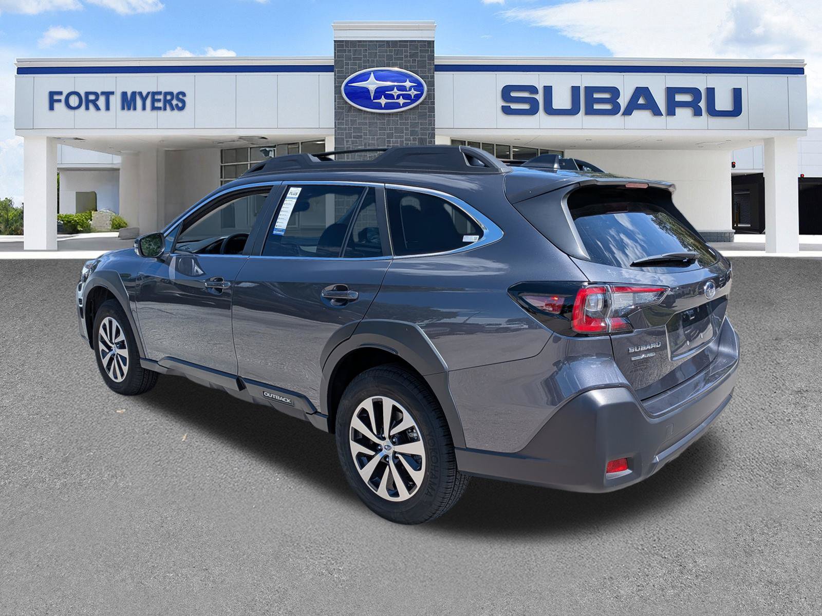 Certified 2025 Subaru Outback Premium AWD/4WD image 6