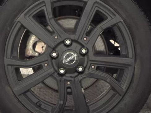 Used 2023 Nissan Kicks SR w/ SR Premium Package image 7