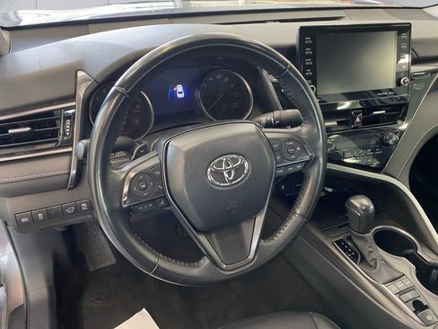 Used 2023 Toyota Camry XSE image 9