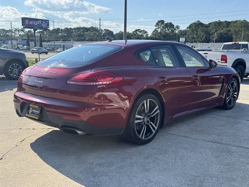 Used 2014 Porsche Panamera RWD image 5