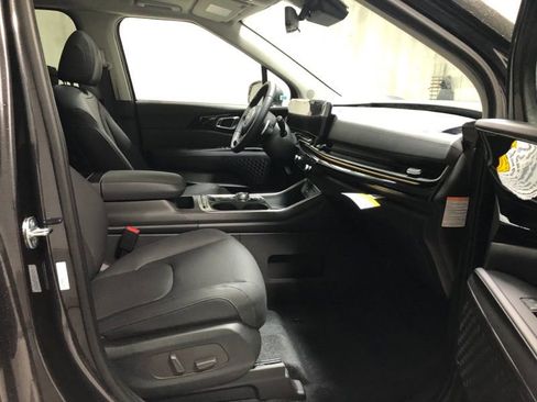 New 2026 Kia Carnival SX Prestige image 13