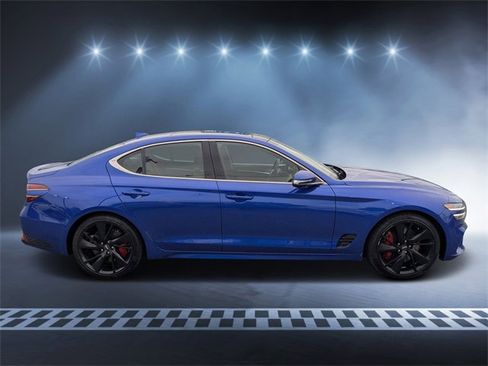 Used 2023 Genesis G70 3.3T w/ Sport Prestige Package image 2