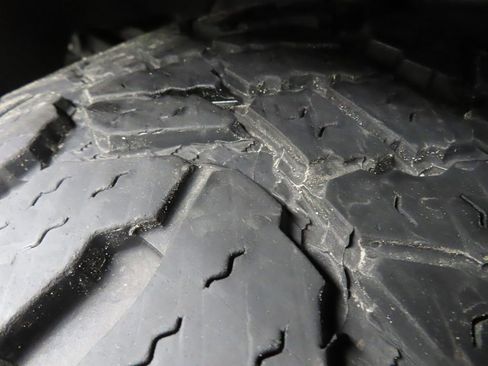 Used 2024 Ford F250 XLT w/ Black Appearance Package image 8